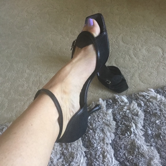 Vintage Strappy Black Heels- Salvatore Ferragamo 9 1/2 2A - Picture 7 of 8